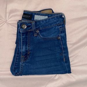 Aeropostale High Waisted Jeans